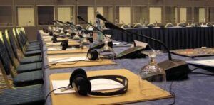 سماعات ترجمة فورية