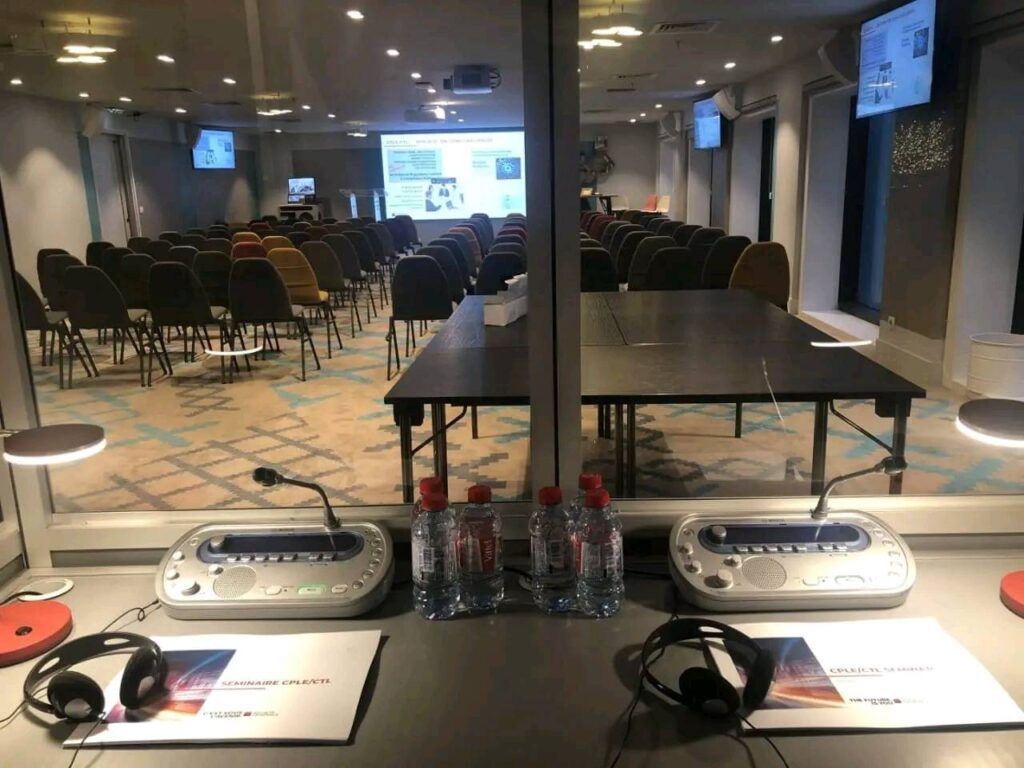 simultaneous interpretation equipment