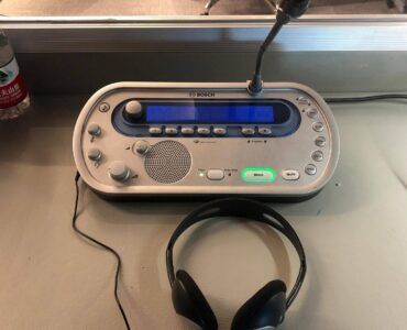 Renting Simultaneous Interpretation Equipment in Dubai